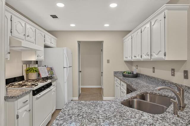 1750 Sterling, Lane Lewisville, TX photo 14