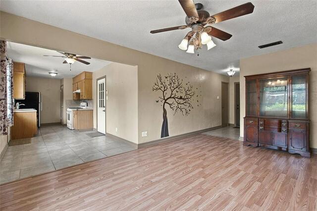 628 Apollo, Drive Denton, TX photo 9