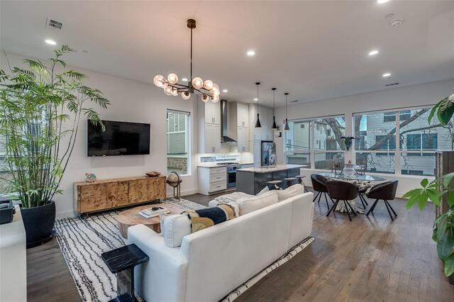5915 Lindell Avenue 105, Dallas, TX image