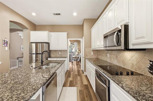 4508 Cassandra Drive, Flower Mound, TX photo 10