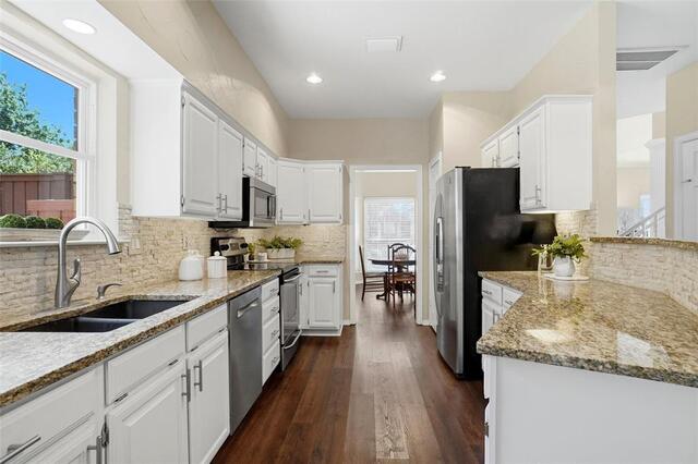 852 Aberdeen, Court Coppell, TX photo 8