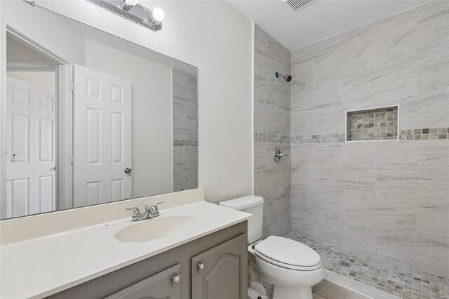 1604 Bennington, Drive Carrollton, TX photo 17