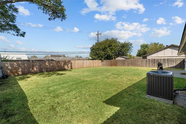 2621 Elk Grove, Road Carrollton, TX photo 19