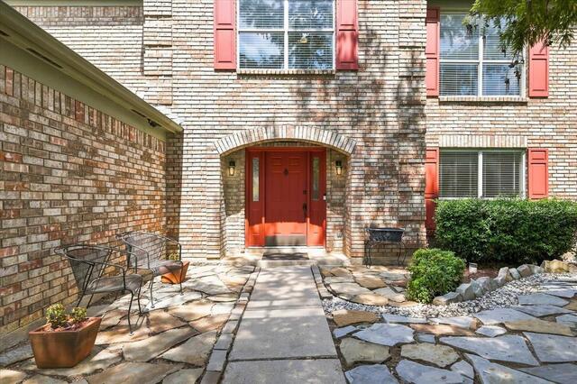 1636 Fuqua Drive, Flower Mound, TX photo 3