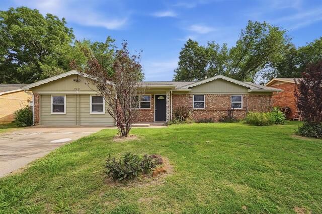 760 Oakwood Avenue, Hurst, TX image