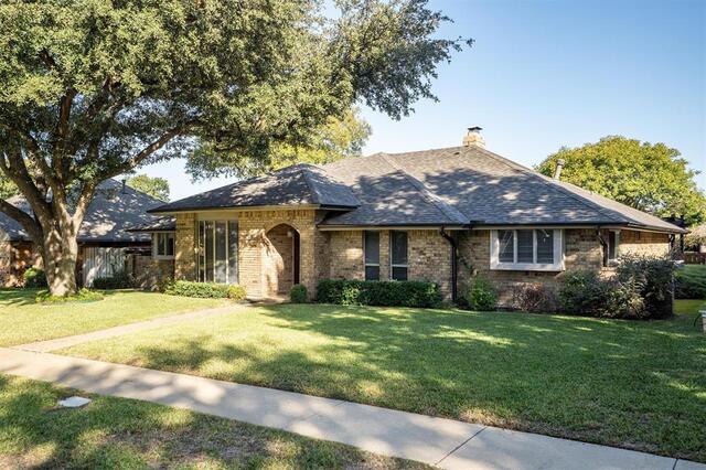 1305 Stonewood, Drive Carrollton, TX photo 3