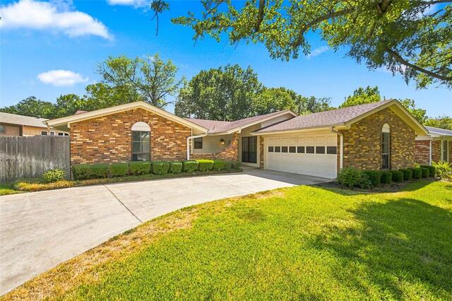 820 E Windsor, Drive Denton, TX photo 2