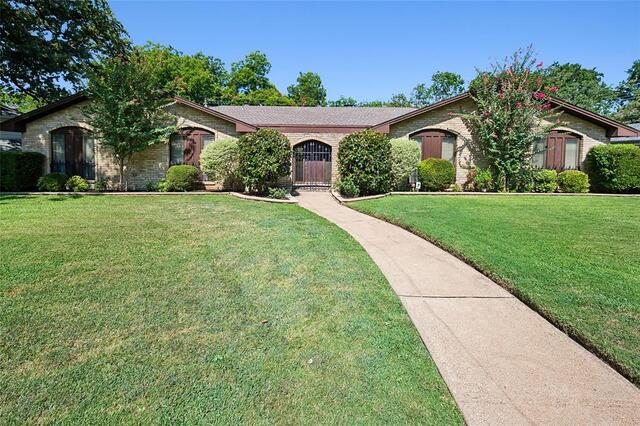 1204 Springwood Court, Euless, TX image