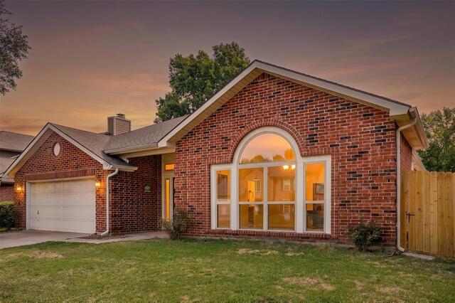 2049 Wedgewood Drive, Grapevine, TX image