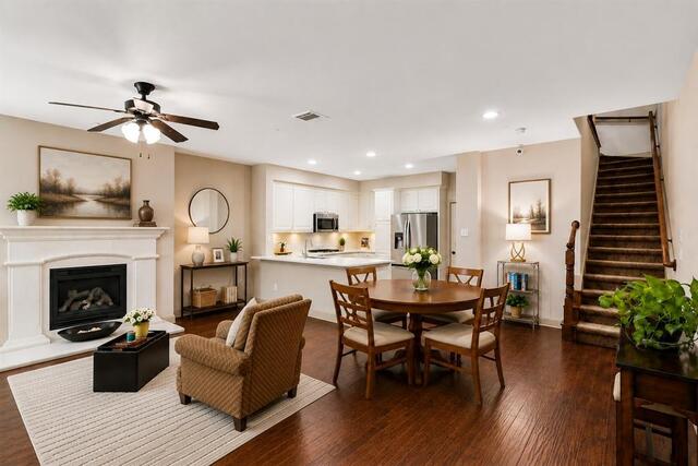 4237 Riverview, Drive Carrollton, TX photo 3