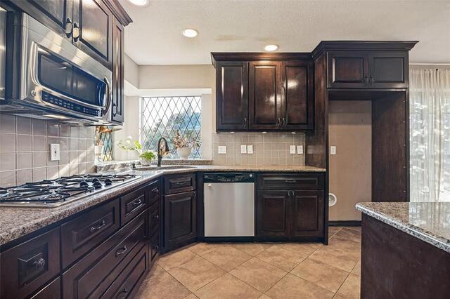 2504 Evans, Drive Plano, TX photo 13