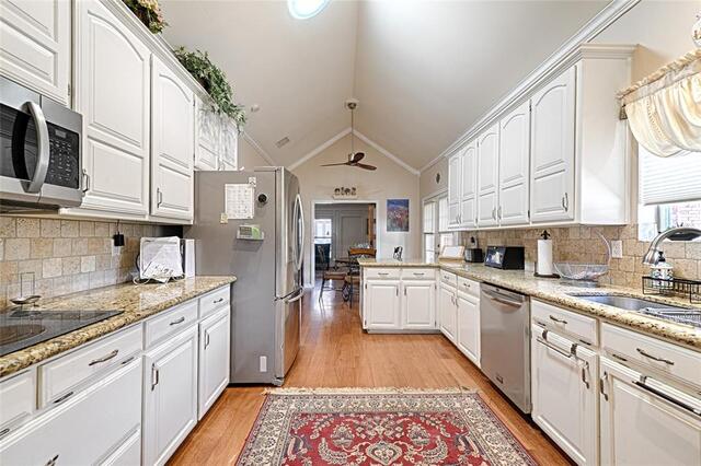 1229 Jeanette, Way Carrollton, TX photo 13