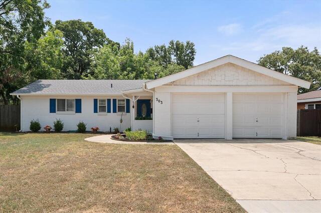 303 Bayless Drive, Euless, TX image