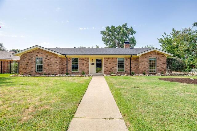 441 W Pleasantview Drive, Hurst, TX image