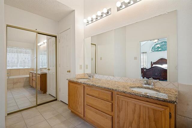 5917 Carroll Drive, The Colony, TX photo 12