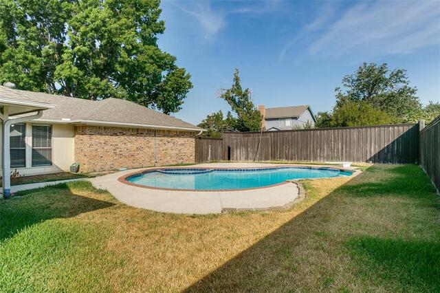 1927 E Branch Hollow, Drive Carrollton, TX photo 25