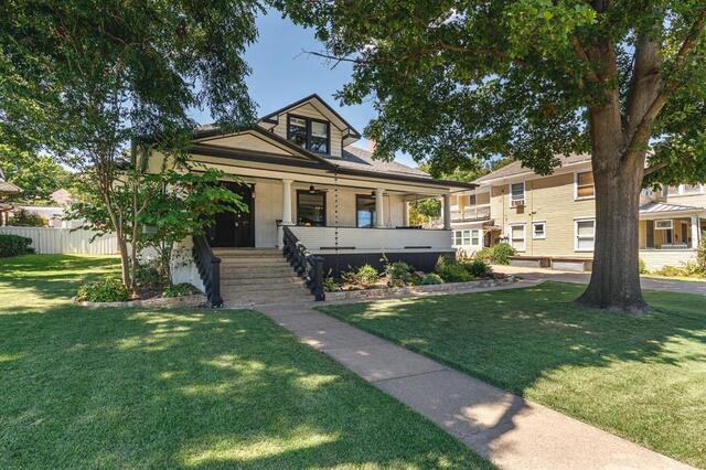 611 N Church, Street McKinney, TX photo 2