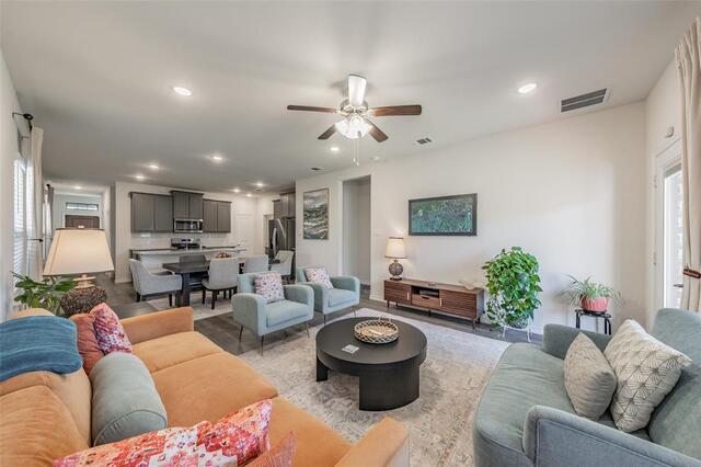 317 Willowmore Drive, Little Elm, TX photo 13