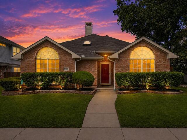 1108 Creekstone, Drive Carrollton, TX photo 2