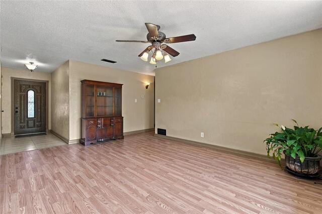 628 Apollo, Drive Denton, TX photo 6