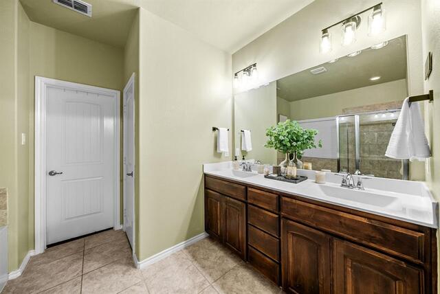 5825 Glenwood, Drive Denton, TX photo 18