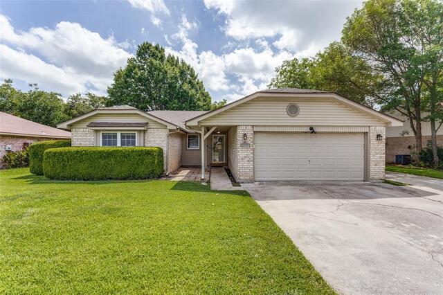 413 Goldfinch Drive, Fort Worth, TX image