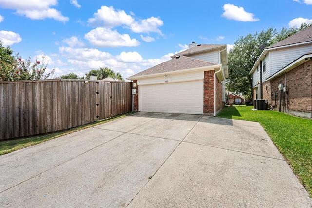 1133 Kelly, Lane Lewisville, TX photo 32