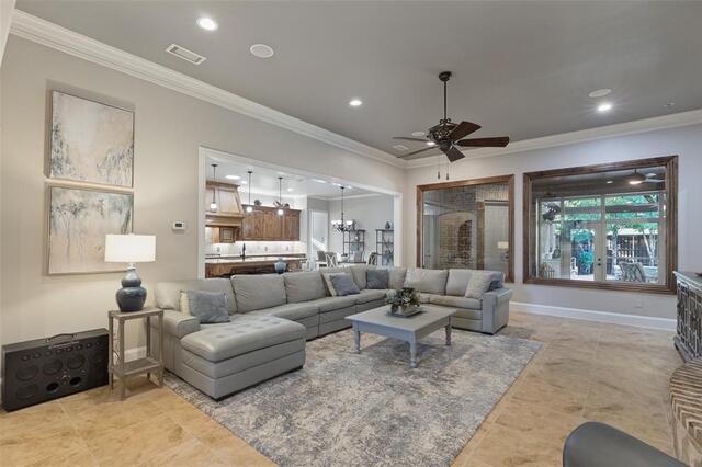 1834 Trinidad, Lane Allen, TX photo 8