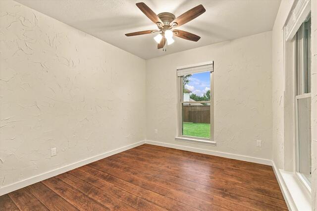 5216 Gaelic, Court Denton, TX photo 23
