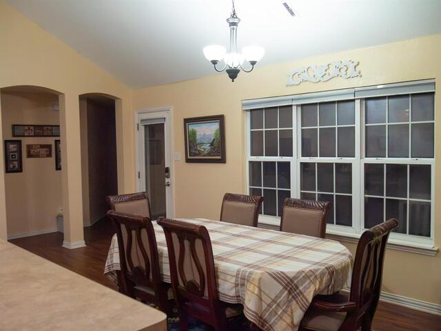 1009 Stuart, Road Denton, TX photo 3