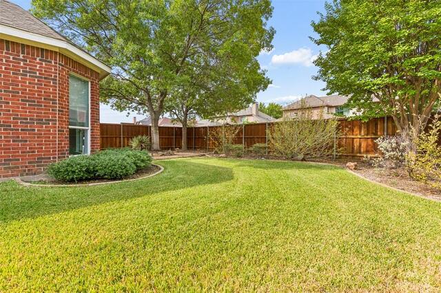 327 Hampton, Court Coppell, TX photo 22