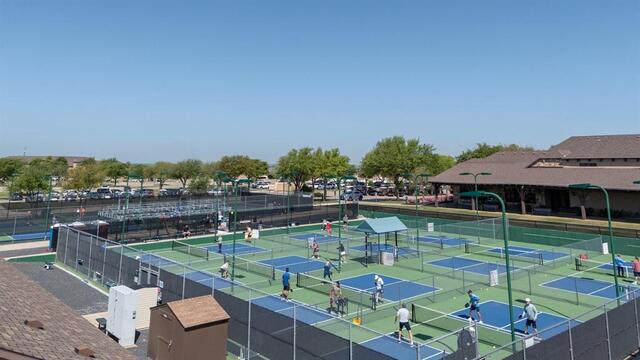 8708, Sarasota Denton, TX photo 39