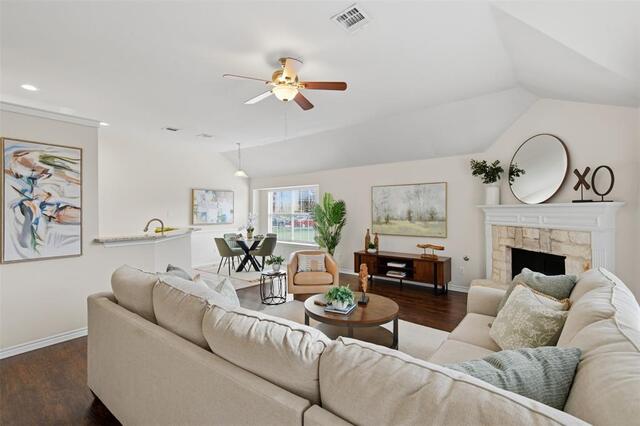 416 Kyle, Lane Lewisville, TX photo 10