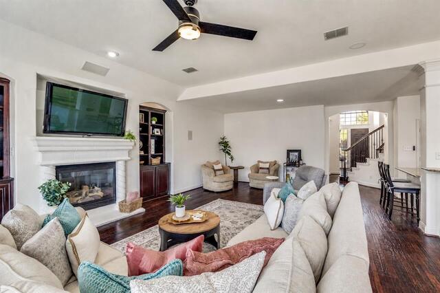 400 S Hampton, Court Lewisville, TX photo 6