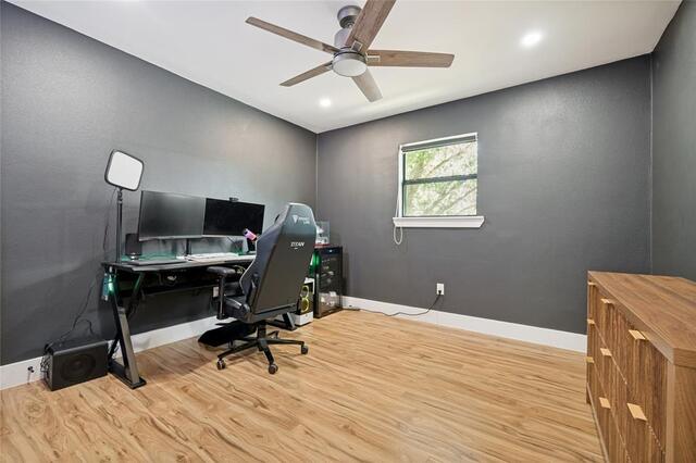 3715 Westminster, Drive Carrollton, TX photo 17