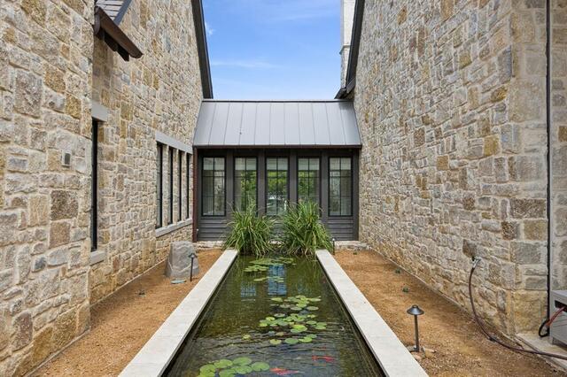 2001 Brazos, Court Westlake, TX photo 33
