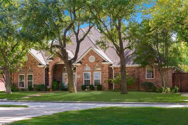 3117 Woodhollow Drive, Flower Mound, TX photo 3