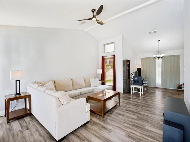 4505 Queen Circle, The Colony, TX photo 4