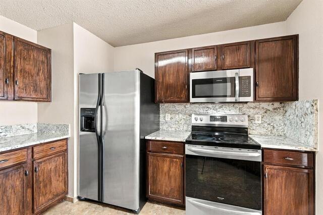 1409 Ridgecrest Drive, Little Elm, TX photo 13