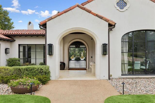 2000 Brazos, Court Westlake, TX photo 4