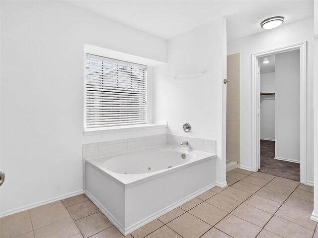 1104 Breezewood, Drive Lewisville, TX photo 14