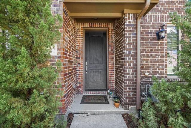 1012 Foxglove, Drive Carrollton, TX photo 4