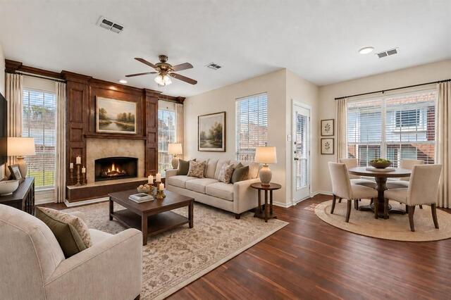 1604 Bennington, Drive Carrollton, TX photo 4