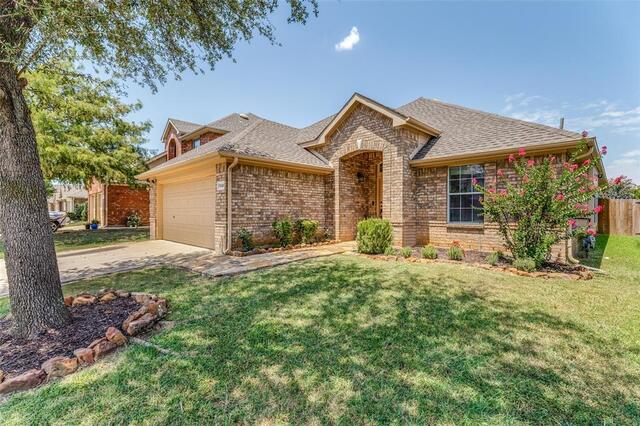 7045 Welshman Drive, Fort Worth, TX image