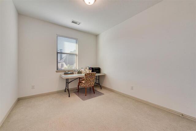 4683 Dozier Road, D Carrollton, TX photo 22