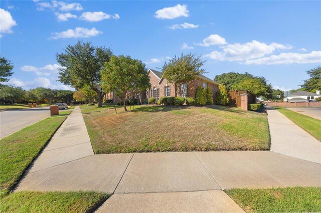 3429 Brushy Creek, Drive Plano, TX photo 2