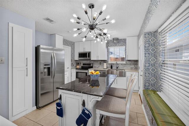 1925 Pinecrest, Drive Carrollton, TX photo 12