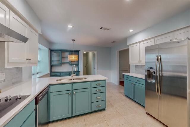 2251 Woodcreek, Street Carrollton, TX photo 12
