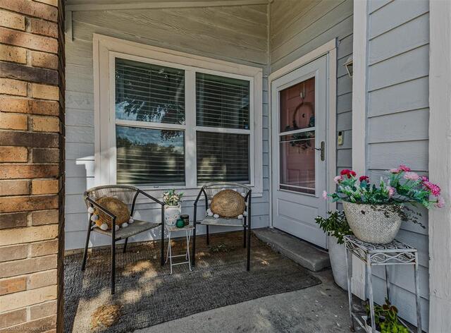 501 Hunters Glen, Street Lewisville, TX photo 5