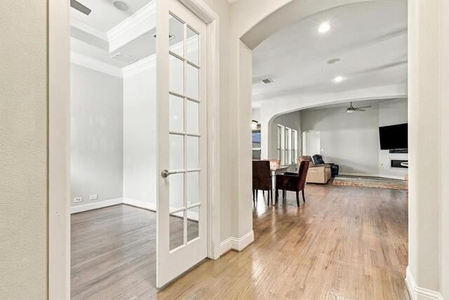 405 Sir Torin, Lane Lewisville, TX photo 8